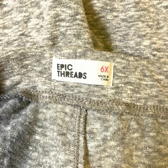 Girl Zip Up Hoodie w/Jogger Pants/Capri Bundle (2) - Size 6X - Picture 8 of 12